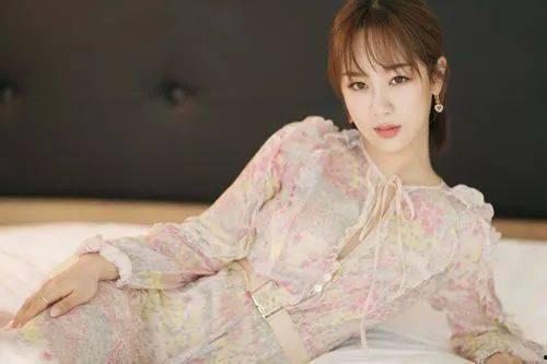 搬料吃瓜杨紫,从搬料吃瓜到实力派演员的蜕变之路