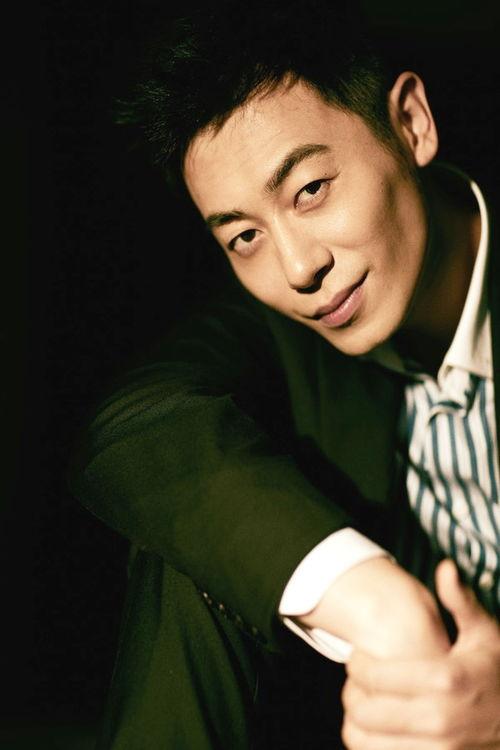 像朱亚文照片的网红是谁,揭秘背后网红真容