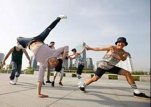 康平地区抖音网红,捕捉城市光影，演绎生活魅力