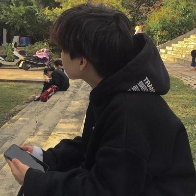 校园帅哥视频快手网红,快手网红帅哥的青春魅力瞬间