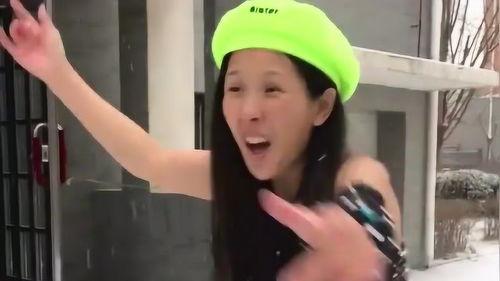 临沭男网红傻子,揭秘网络红人的背后故事”