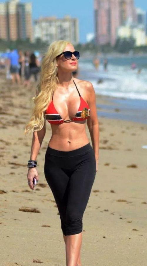 身材火辣的欧美明星